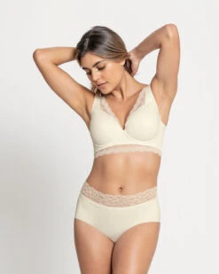 Deep Coverage Soft Lightly-lined Lace Underwire Bra -Leonisa Sale Store 011995 253 1200x1500 2022 UPD 4