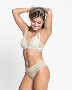 Scalloped Lace Wireless Bralette 30 Scalloped Lace Wireless Bralette -Leonisa Sale Store 091012 253 1200x1500 2022 UPD 3