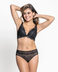 Scalloped Lace Wireless Bralette 27 Scalloped Lace Wireless Bralette -Leonisa Sale Store 091012 700 1200x1500 2022 UPD 3