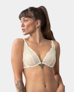 Sheer Lace Bralette With Underwire -Leonisa Sale Store 091017 253 1200x1500 2021 1