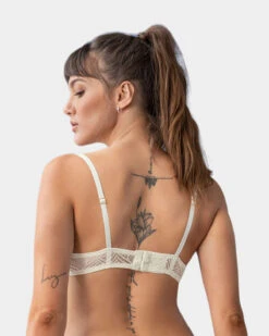 Sheer Lace Bralette With Underwire -Leonisa Sale Store 091017 253 1200x1500 2021 2