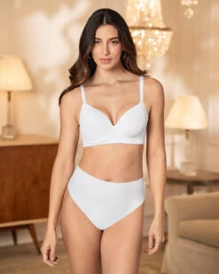 High-Waisted Invisible Microfiber Thong Knicker -Leonisa Sale Store 092066 000 1200X1500 4 5da17151 d9ba 4858 833f 12855263d942