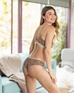 2-Pack Super-Soft Low-Rise Cheeky Knickers 32 2-Pack Super-Soft Low-Rise Cheeky Knickers -Leonisa Sale Store 12989X2 S04 1200X1500 5