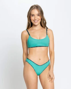Eco-Friendly Reversible V-Cut Bikini Bottom -Leonisa Sale Store 192635R 515 1200X1500 4