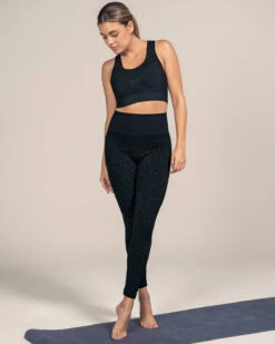 Reversible High-tech Seamless Sports Bra -Leonisa Sale Store 195369 074 1200X1500 4