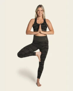 Reversible High-tech Seamless Sports Bra -Leonisa Sale Store 195369 695 1200x1500 2023 4