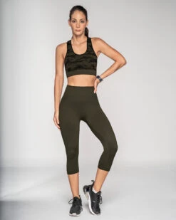 Seamless Capri LeggingQuick-Dry For Extra Breathability -Leonisa Sale Store 195558P 695 1200X1500 4