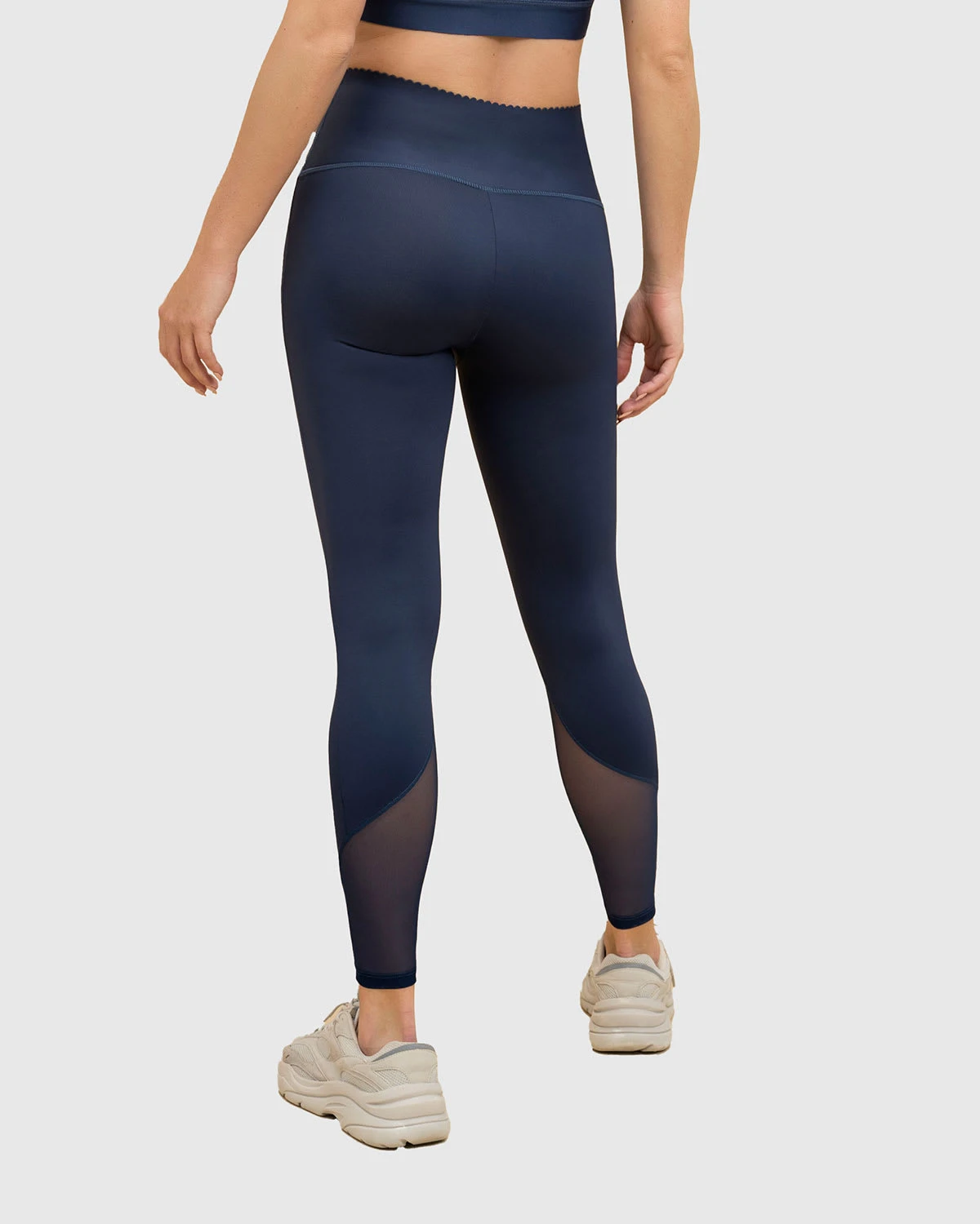 Sports Legging With Antibacterial Technology Infused With Aloe Vera 7 Sports Legging With Antibacterial Technology Infused With Aloe Vera - Image 7