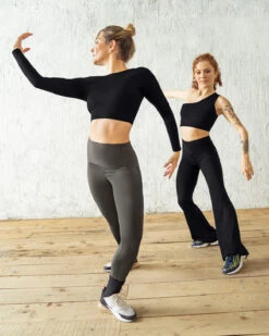 Shaper Legging With Double Side Pocket -Leonisa Sale Store 195590 784 1200X1500 5